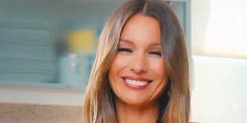 Pampita se lleva todos los piropos con su look.
