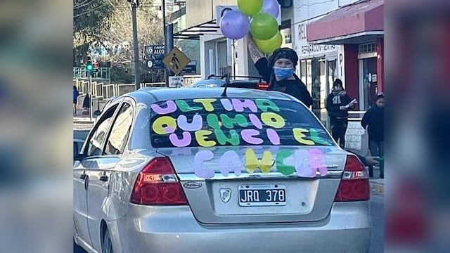 La joven que venció al cáncer y salió a festejarlo con todo.