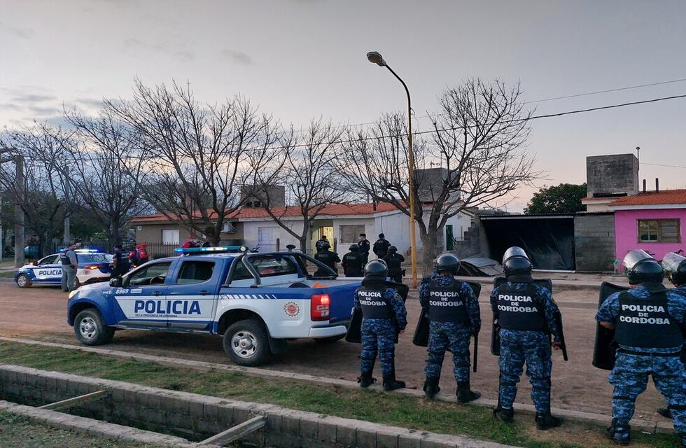 Allanamientos masivos en Balnearia: secuestraron droga y hay un detenido