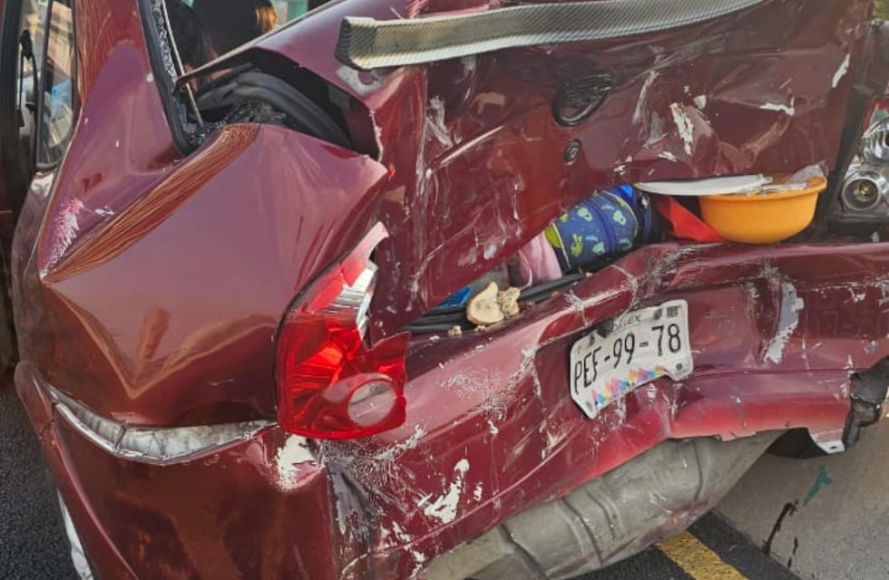 Un ex Newell’s protagonizó un impactante choque con su auto: tres niños resultaron heridos