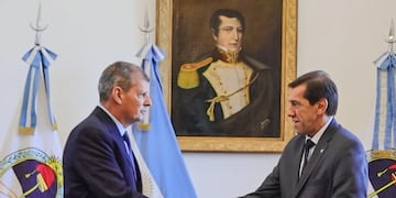 Posesionado por el gobernador Sadir, el coronel retirado Juan Manuel Pulleiro asumió este miércoles como secretario de Seguridad de Jujuy y quedó a cargo del Ministerio del área.