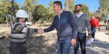 Manuel Calvo recorrió obras en distintos puntos de la provincia que incluyeron Unquillo, Villa General Belgrano y Las Caleras.