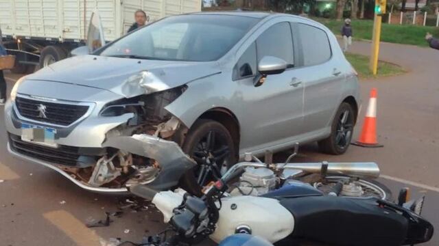 Choque en San Vicente dejó a un motociclista herido.