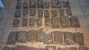 Encargaron perfumes y en el envío llegó marihuana (gentileza Cordobeses en Alerta).