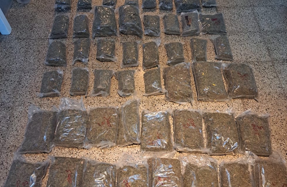 Córdoba: encontraron 65 kilos de marihuana camuflados en una encomienda de perfumes