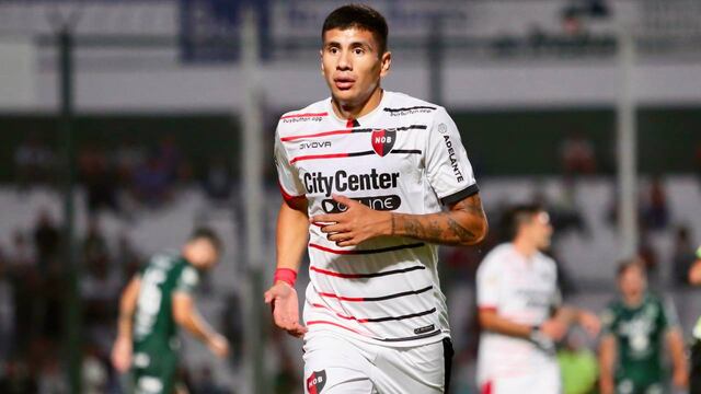 Nico Castro en el empate de Newell's ante Sarmiento