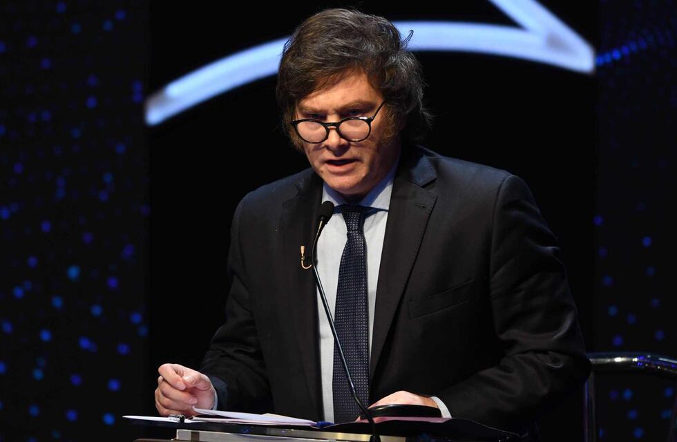 En Armstrong, Javier Milei prometió bajar las retenciones cuando se consolide el superávit