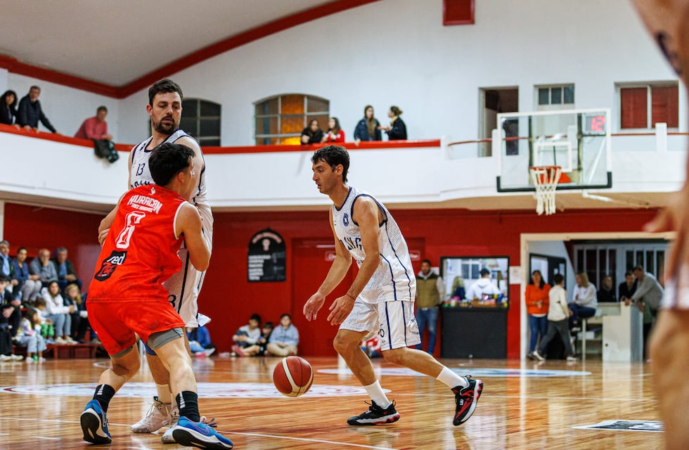 Pre Federal de Básquet 2024: derrotas de Huracán y Club de Pelota