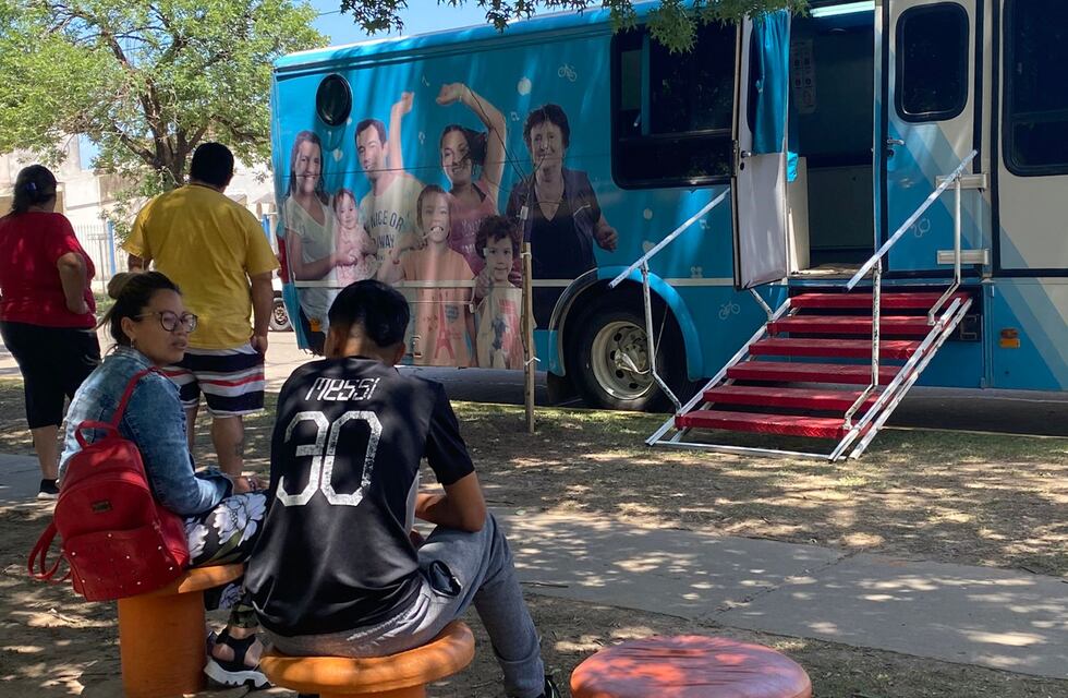 Este jueves, la OMIC y la Caja de Pensiones atienden en Rafaela en Acción