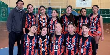 Espora se consagró campeón Sub 15 de vóley en Bahía Blanca.