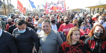 El dirigente social Luis D'Elía convoca a cortar los principales accesos a la Ciudad de Buenos Aires.