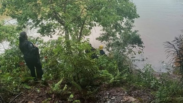 Wanda: dos personas resultaron heridas tras caer con su camioneta al arroyo El Falso.