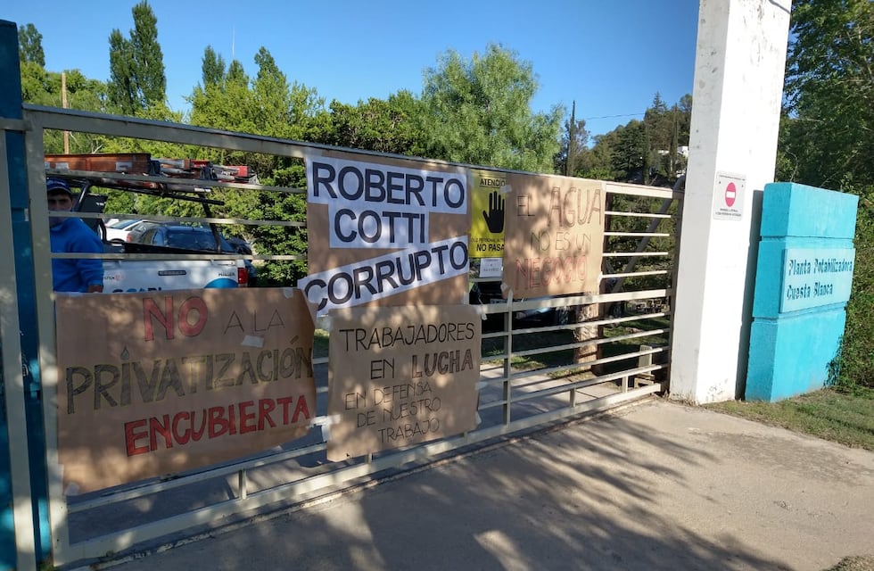 Carlos Paz: segundo día de “resistencia” de la Coopi ante el avance del Municipio