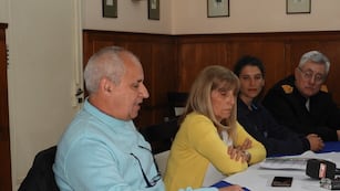 Charla y conferencia de prensa sobre Gripe Aviar