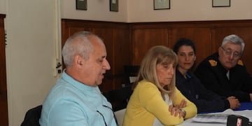 Charla y conferencia de prensa sobre Gripe Aviar