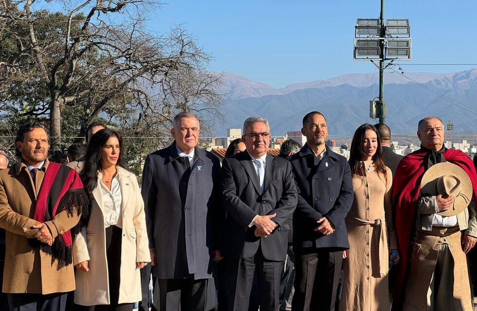 Jalil junto a la vicepresidenta y gobernadores del NOA