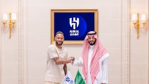 Neymar ya puso la firma en su nuevo club (Al Hilal)