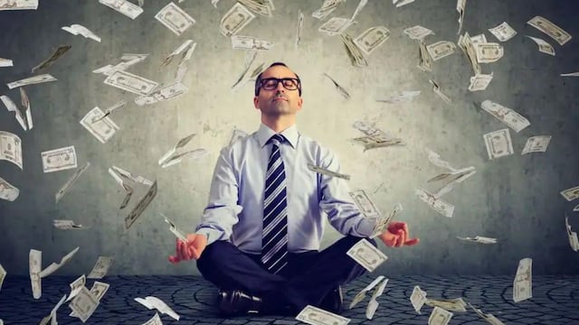 Cómo es el ritual del día viernes para atraer dinero.