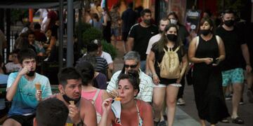 Las autoridades sanitarias piden tomar precauciones por el virus, teniendo en cuenta la apertura del turismo interno.