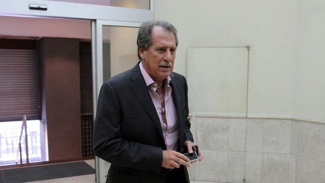 El Banco Macro emitió un comunicado para despedirlo