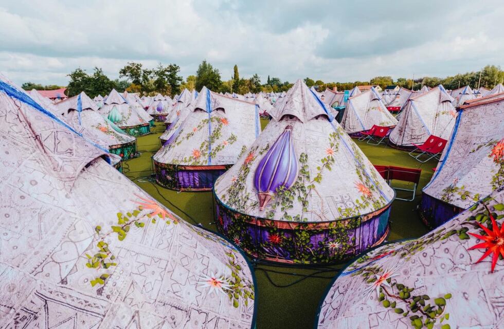 Un cordobés mostró cómo son los alojamientos en Tomorrowland en Bélgica