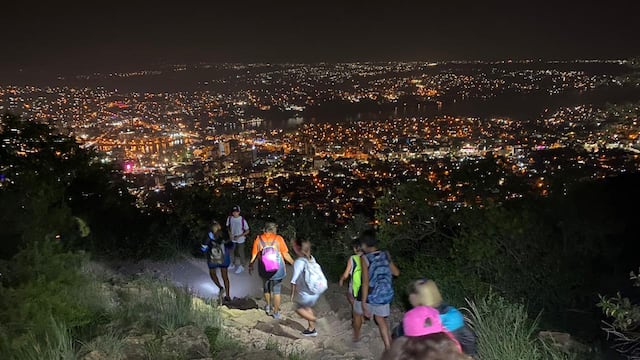 Las escuelas de Verano Municipales cerraron el ciclo en el Cerro de la Cruz.