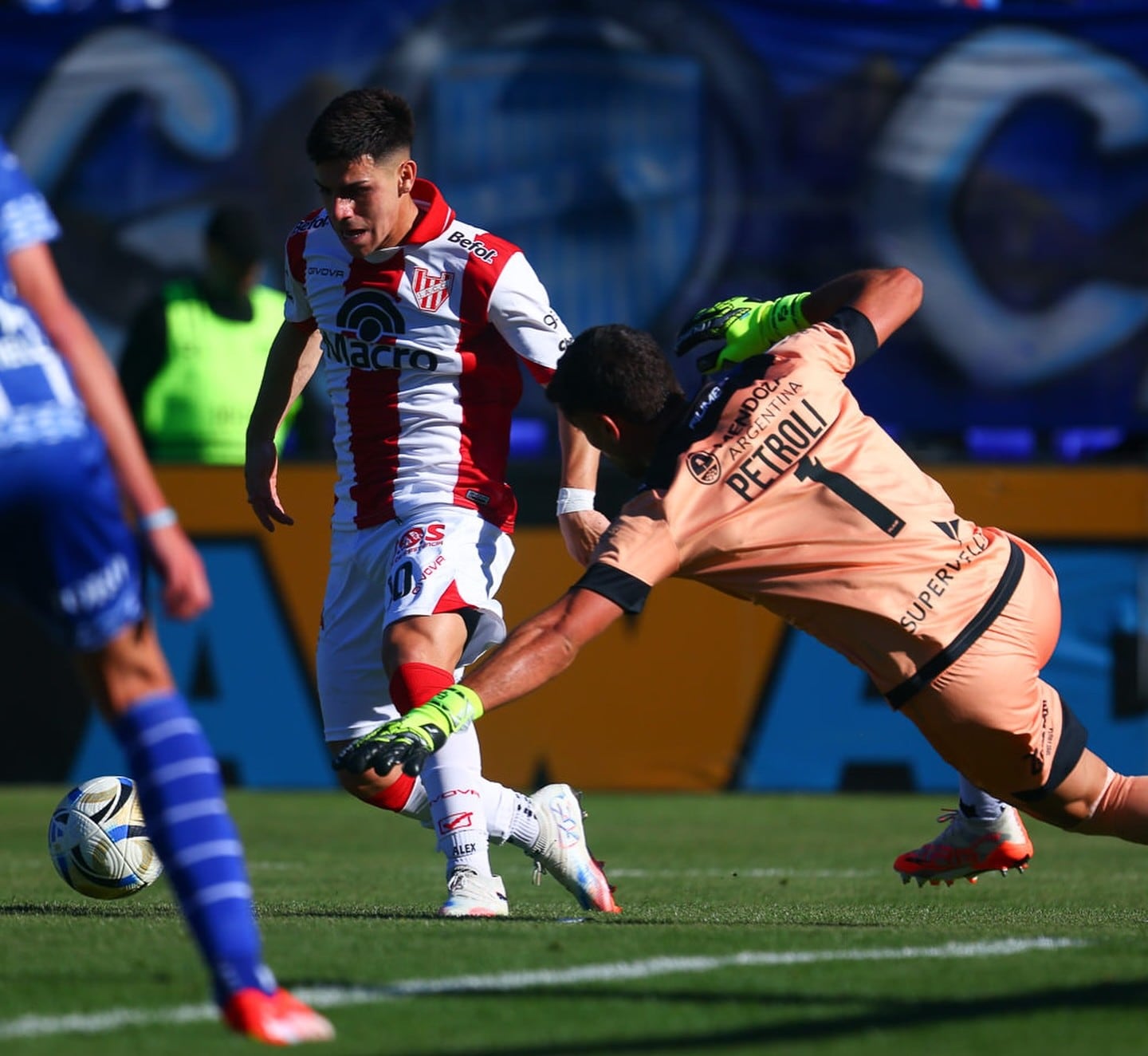 Alex Luna marcó el gol de Instituto en Mendoza en el empate 1-1 con Godoy Cruz por el Torneo Clausura. (Prensa Instituto)