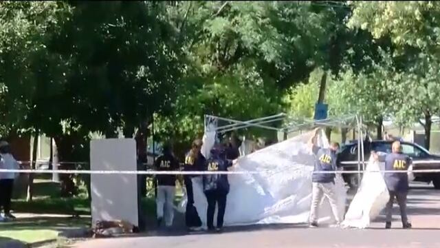 La Policía montó un operativo en Lituania al 5600 para examinar las bolsas durante la mañana. (Canal 3)