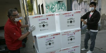 Mendoza relevó y aún falta que la Nación le envíe el 44% de las vacunas para la población prioritaria. Orlando Pelichotti/Los Andes