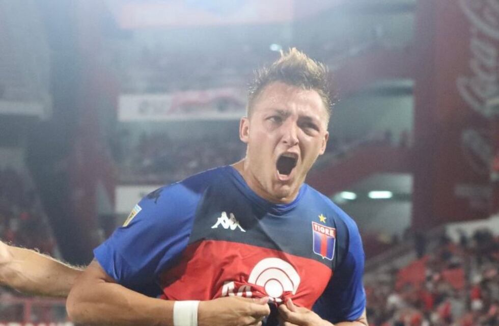 Pasó con Talleres con poca eficacia, y ahora es goleador de la Liga Profesional