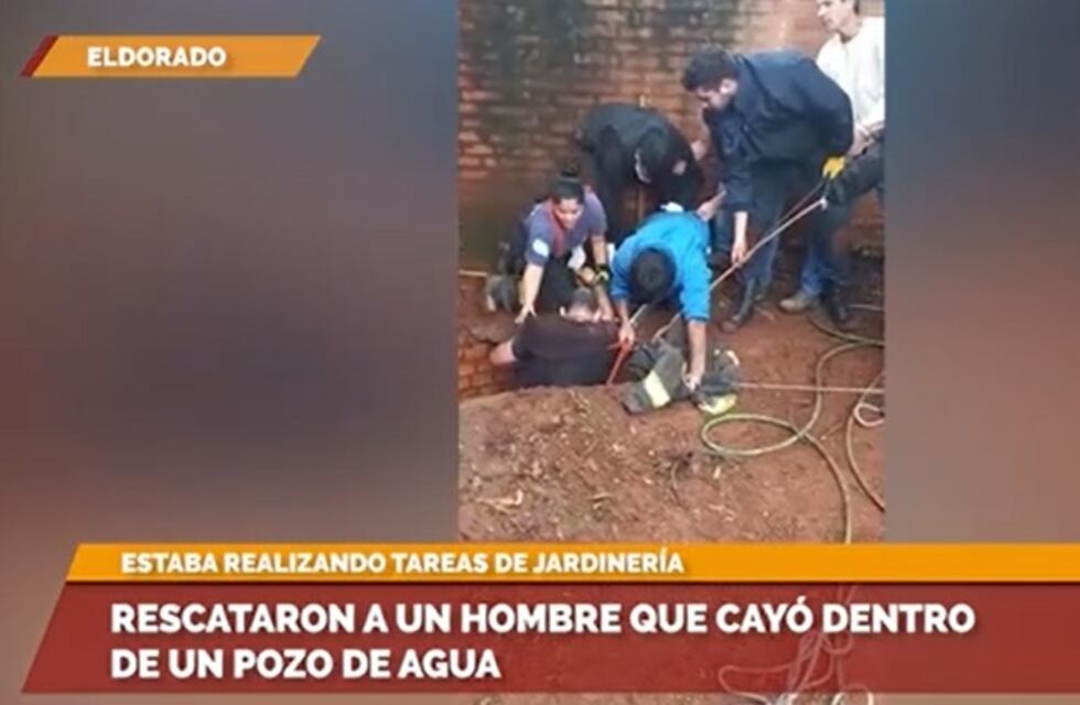 Rescatan a un hombre que cayó a un pozo en Eldorado