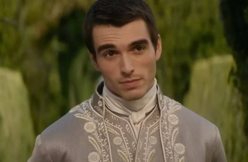 Quién es Corey Mylchreest, el joven “Rey Jorge III” de La reina Charlotte: Una historia de Bridgerton
