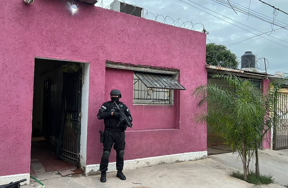 La Policía Antinarcotráfico desbarató tres puntos de venta en Córdoba y detuvo a ocho personas