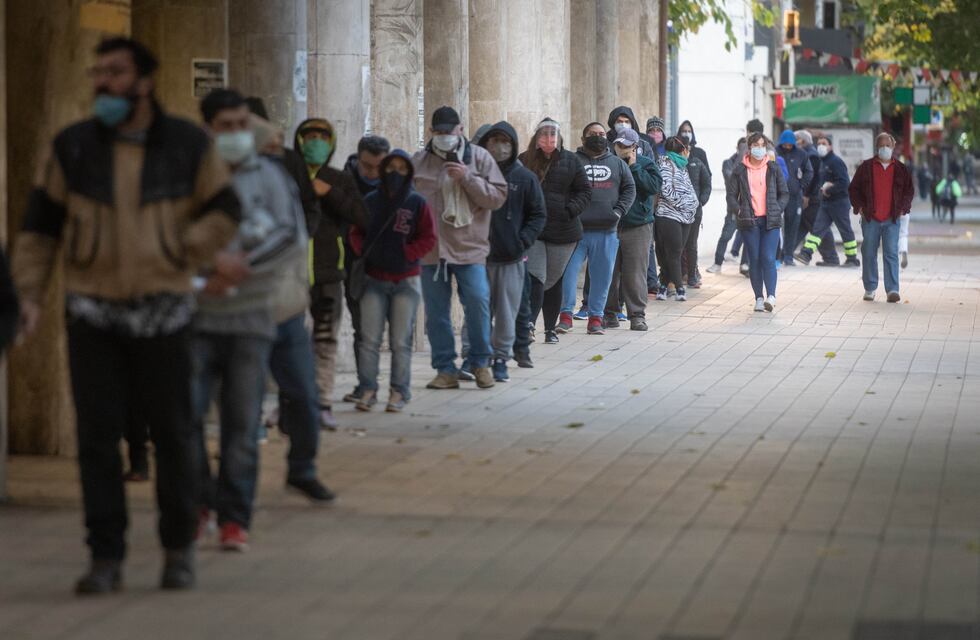 Segunda ola de COVID: el Gobierno destinará 300.000 millones de pesos para la asistencia económica