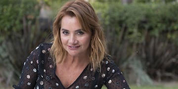 Nancy Pazos dio cátedra de estilo con un vestido plateado mega escotado y con muchos flecos