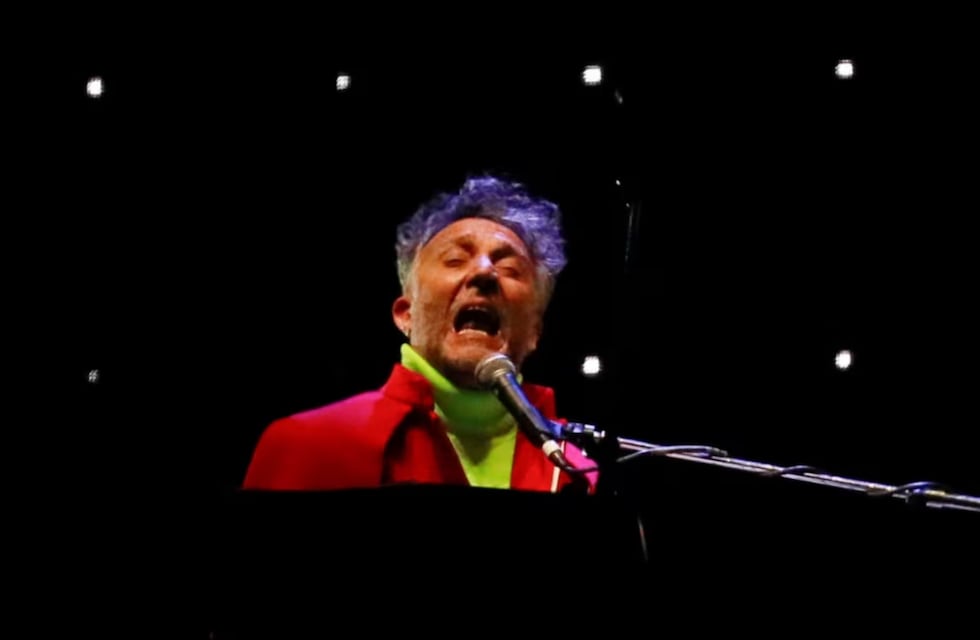 Fito Páez estalló de furia en medio de un show y agitó al público: “Parece un cementerio”