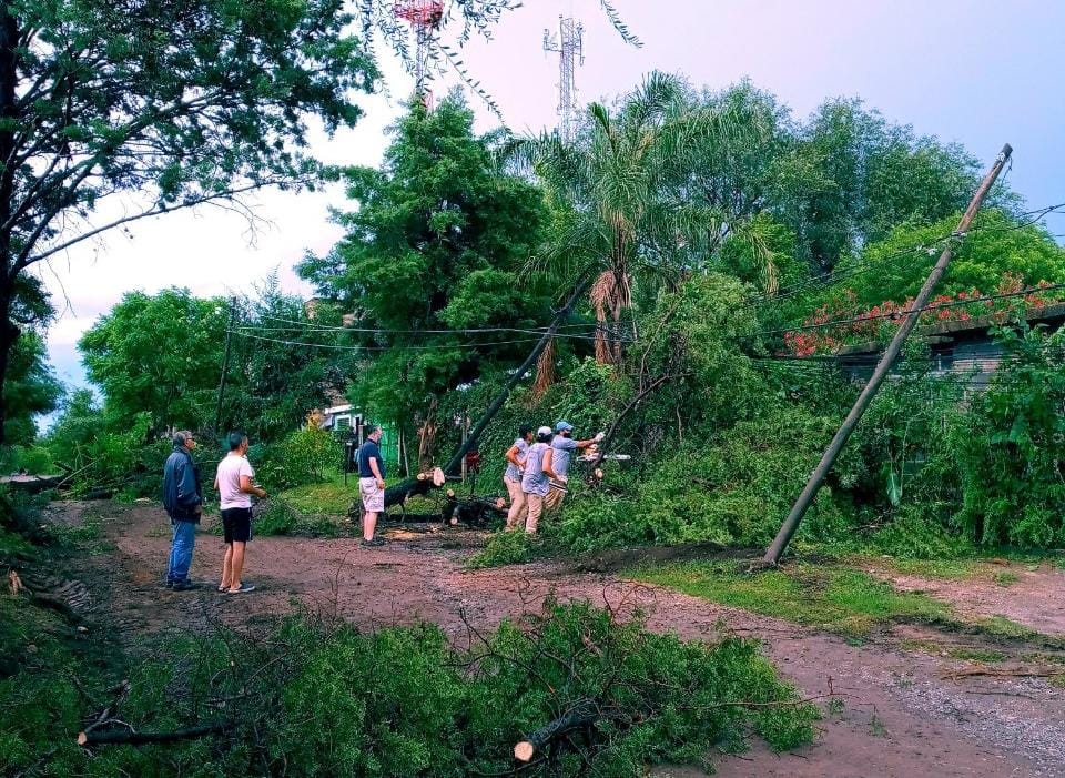 La tormenta causó destrozos en Río Ceballos y Saldán