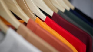 Qué color de ropa hay que usar en septiembre para atraer abundancia.