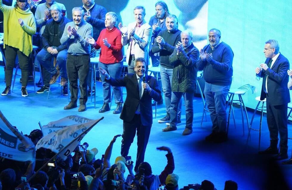 Sergio Massa ante la CGT: “El domingo, cueste lo que cueste, hay que ganar”