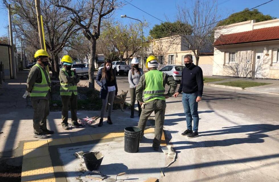 Avanzan las mejoras de bicisendas en barrio 9 de Julio