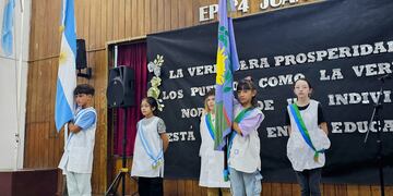 Acto Distrital de Inicio de Ciclo Lectivo 2025 en Coronel Rosales