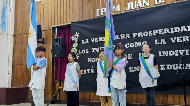 Acto Distrital de Inicio de Ciclo Lectivo 2025 en Coronel Rosales