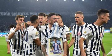 Noche inolvidable para Michael Santos, con Hat-Trick para Talleres.