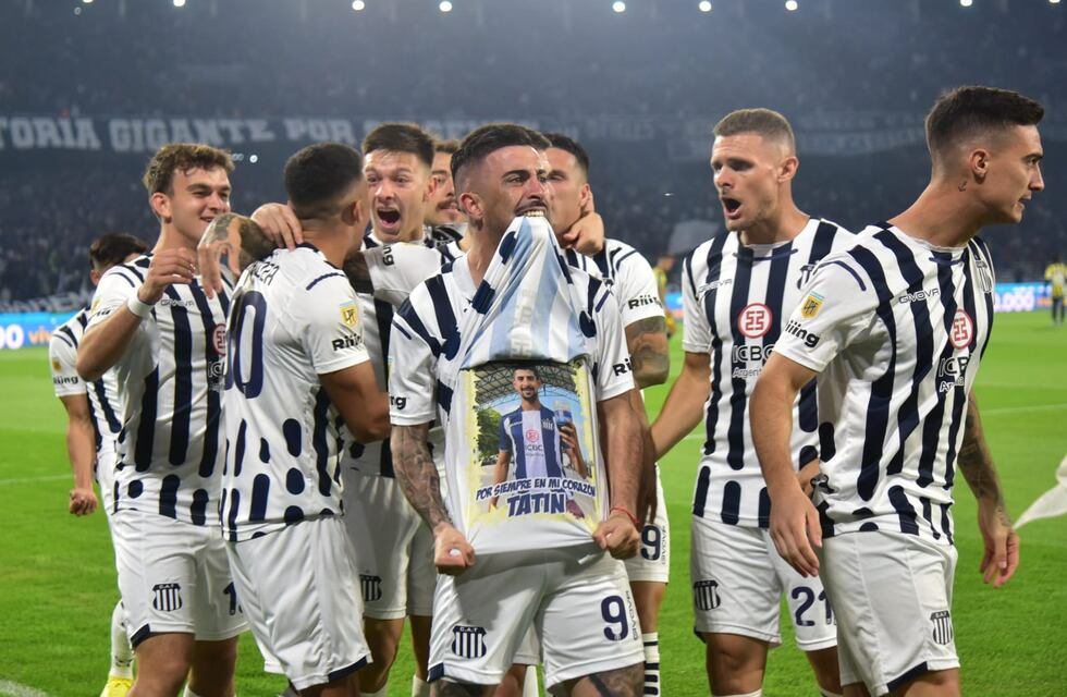 Video: Michael Santos por tres, para la victoria de Talleres en un partidazo