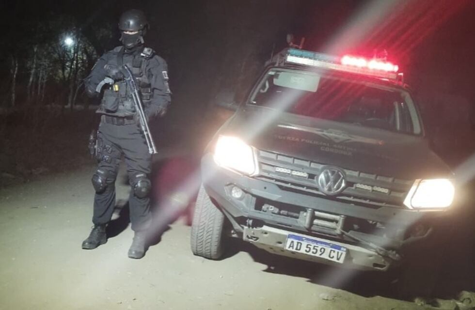 Cosquín: cayó una mujer que vendía droga en barrio José Obrero