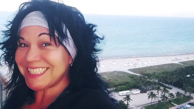 Laura Cobos vive hace más de 20 años en Miami, Estados Unidos.