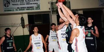 Altense y Pellegrini comienzan a definir el campeón del Preparación.