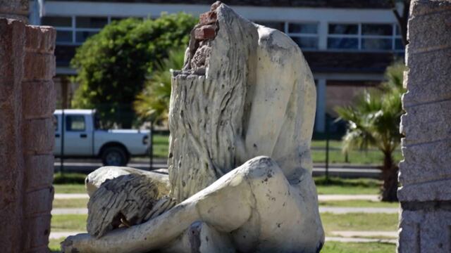 Estatua de la leyenda de Popopis.