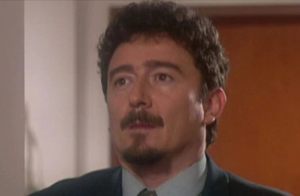Qué es de la vida de ‘Gutiérrez’, el actor argentino que hacia de  jefe de recursos humanos en ‘Betty, la fea’