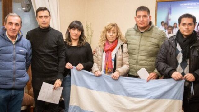 Reunión en Casa de Gobierno entre autoridades provinciales y docentes autoconvocados.